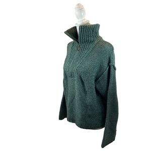 Ladies Universal Thread Green Half Zip Sweater Size‎ Small